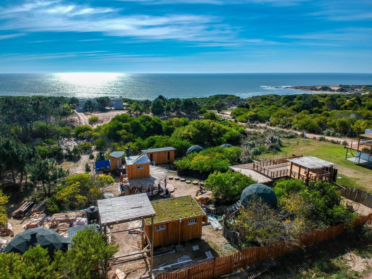 Complejo Playa Grande Hotel Punta Del Diablo Exterior photo